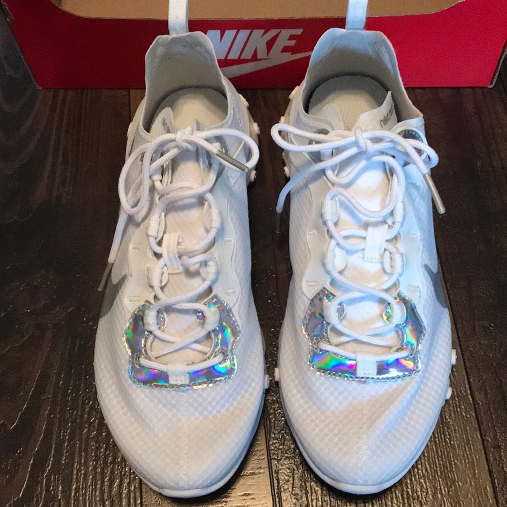 Nike women’s react element